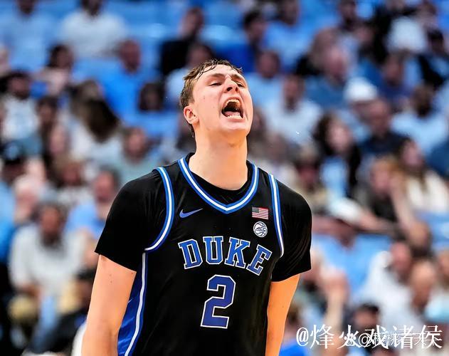 未满19岁球员得分排名：詹姆斯625分第一，弗拉格479分第三